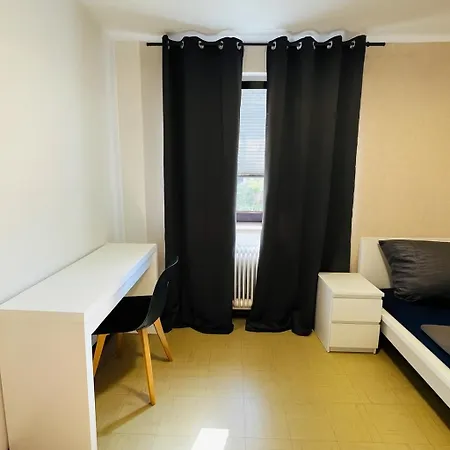 Helle 2-zimmer Erdgeschosswohnung Mit Terrasse * 科布倫茨